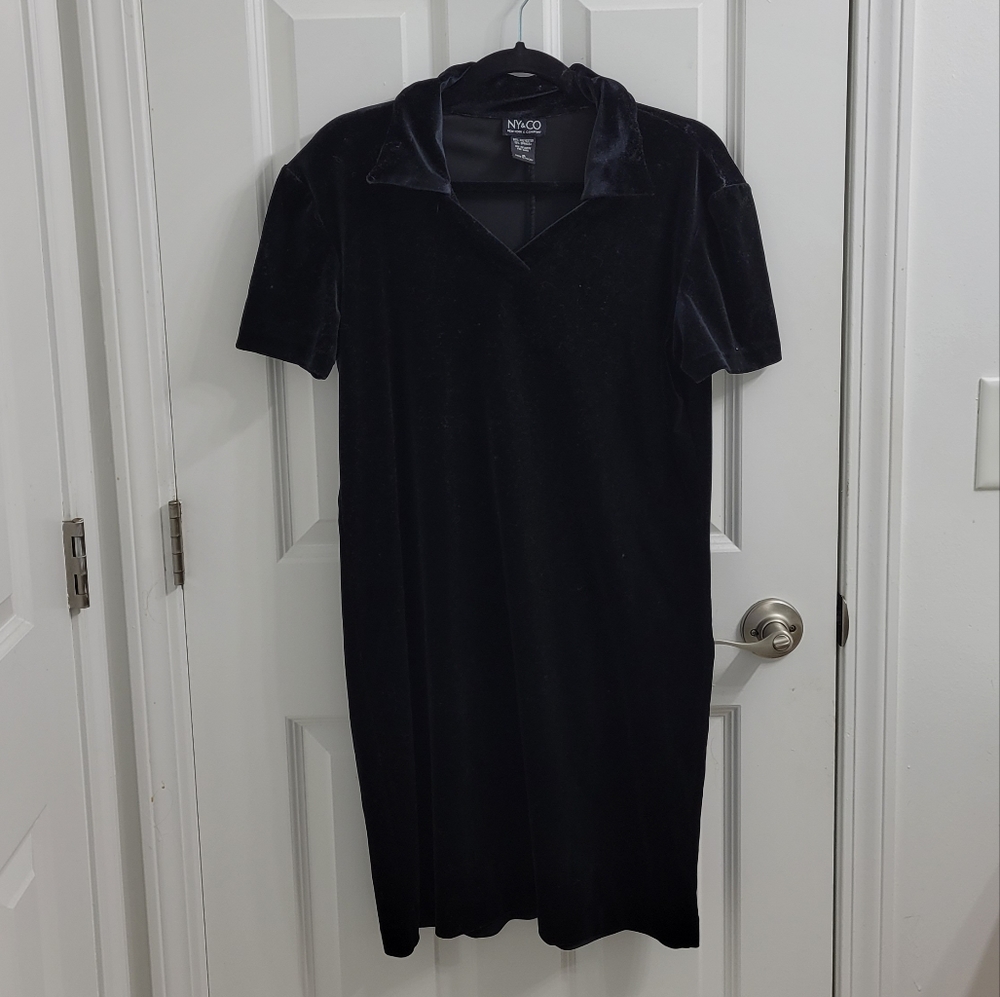 NY&CO Vintage Velvet Dress